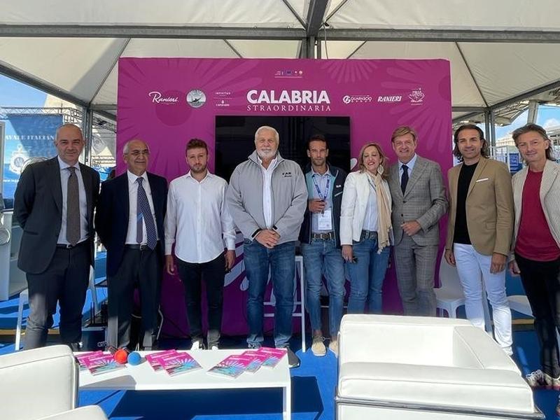 CALABRIA. PRESENTATO AL SALONE NAUTICO DI GENOVA IL “BOAT SHOW” CHE SI TERRÀ IN PRIMAVERA A VIBO VALENTIA