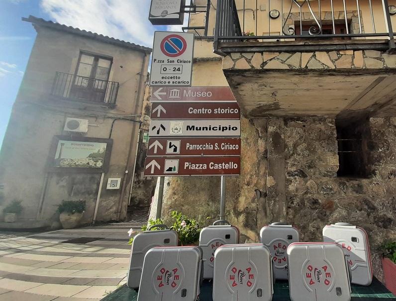 BUONVICINO. INSTALLATI SETTE DEFIBRILLATORI SUL TERRITORIO COMUNALE