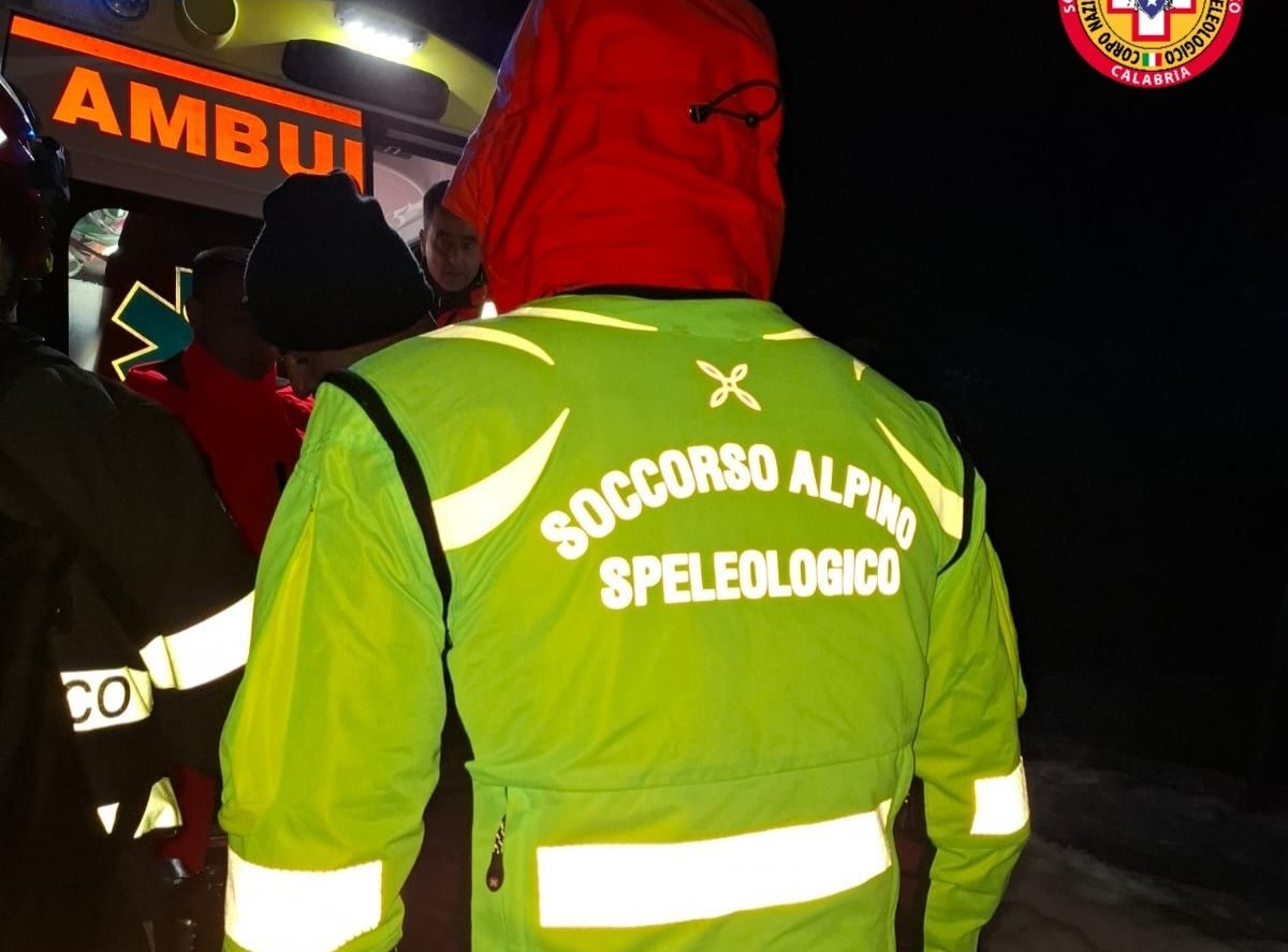 Dal Cosentino. “In difficoltà durante un’escursione sulla neve”. Disavventura per un uomo a Lorica