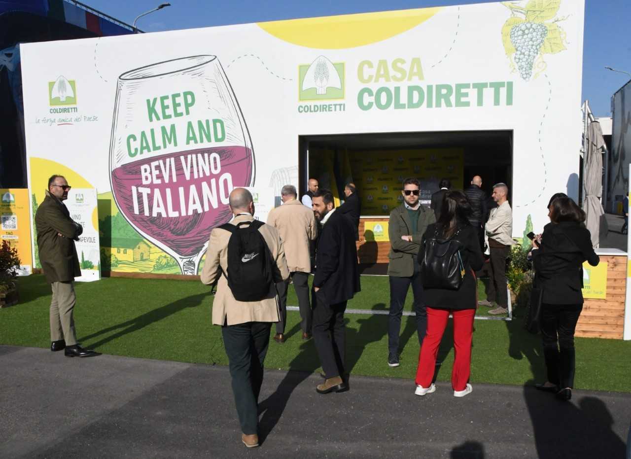 Coldiretti Calabria: Dazi al 20% di Trump pesano 1,6 mld su tavola americani, serve soluzione diplomatica