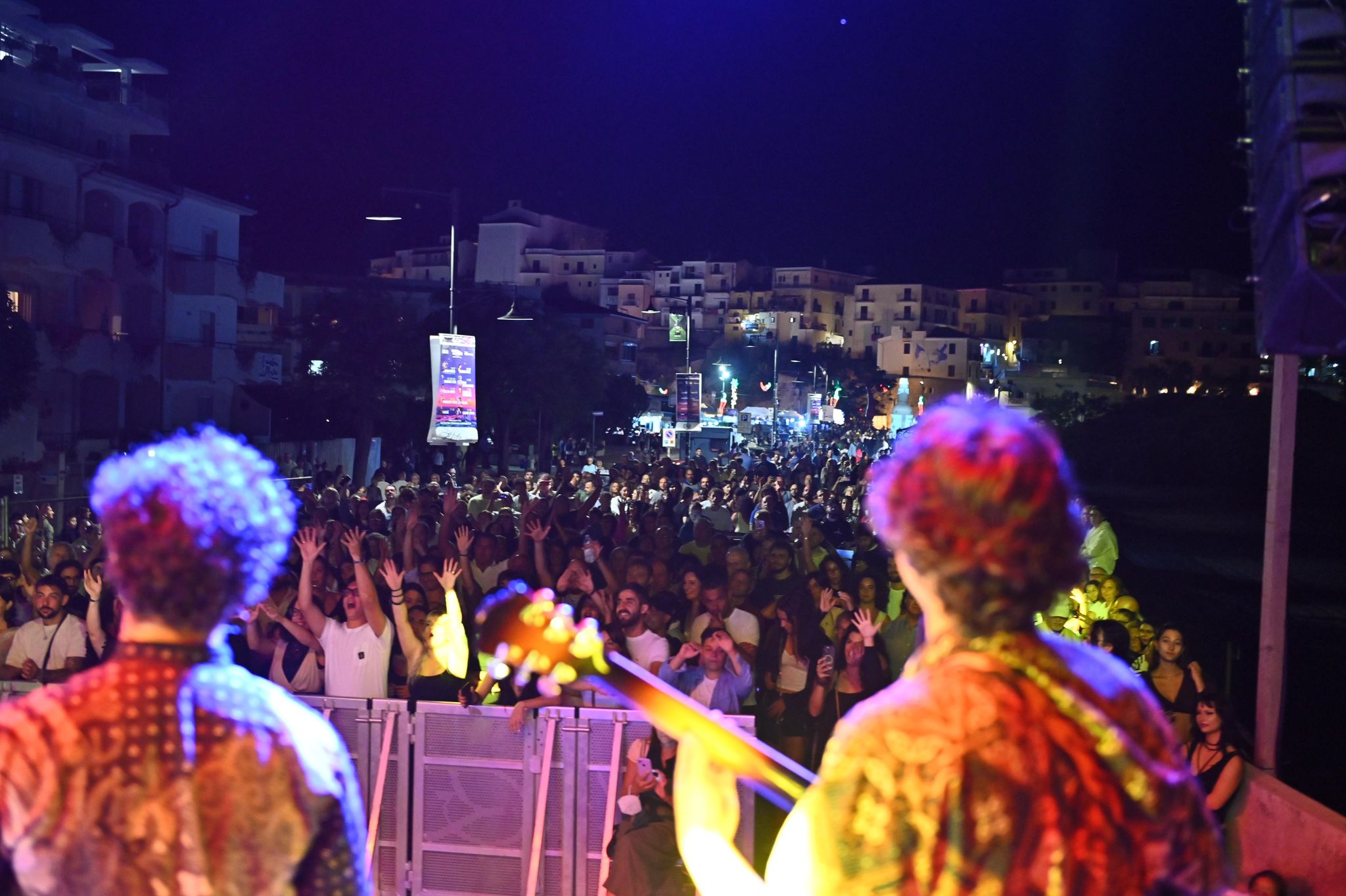 33ª Edizione da record per il Peperoncino Festival di Diamante: superata ogni precedente affluenza, stasera arriva Mauro Repetto degli 883