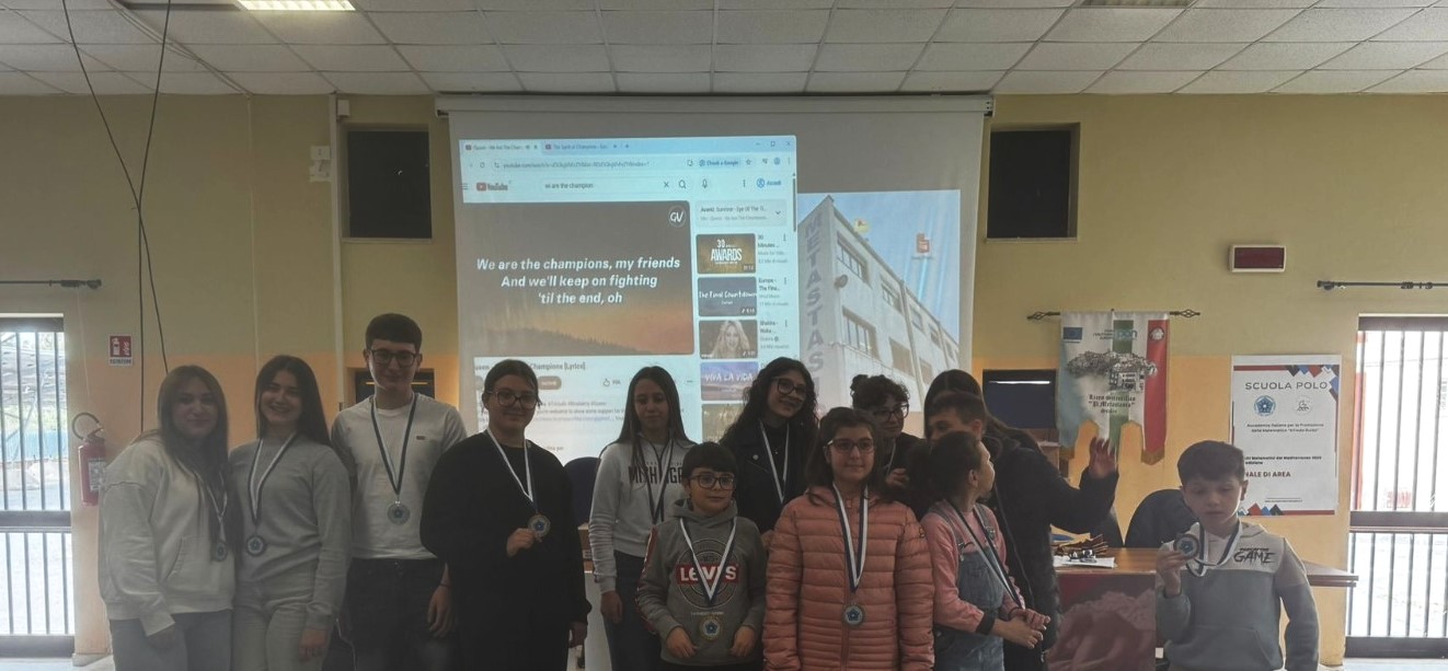 SANTA MARIA DEL CEDRO : L’Istituto P. Borsellino trionfa alla finale d’Area dei Giochi Matematici del Mediterraneo